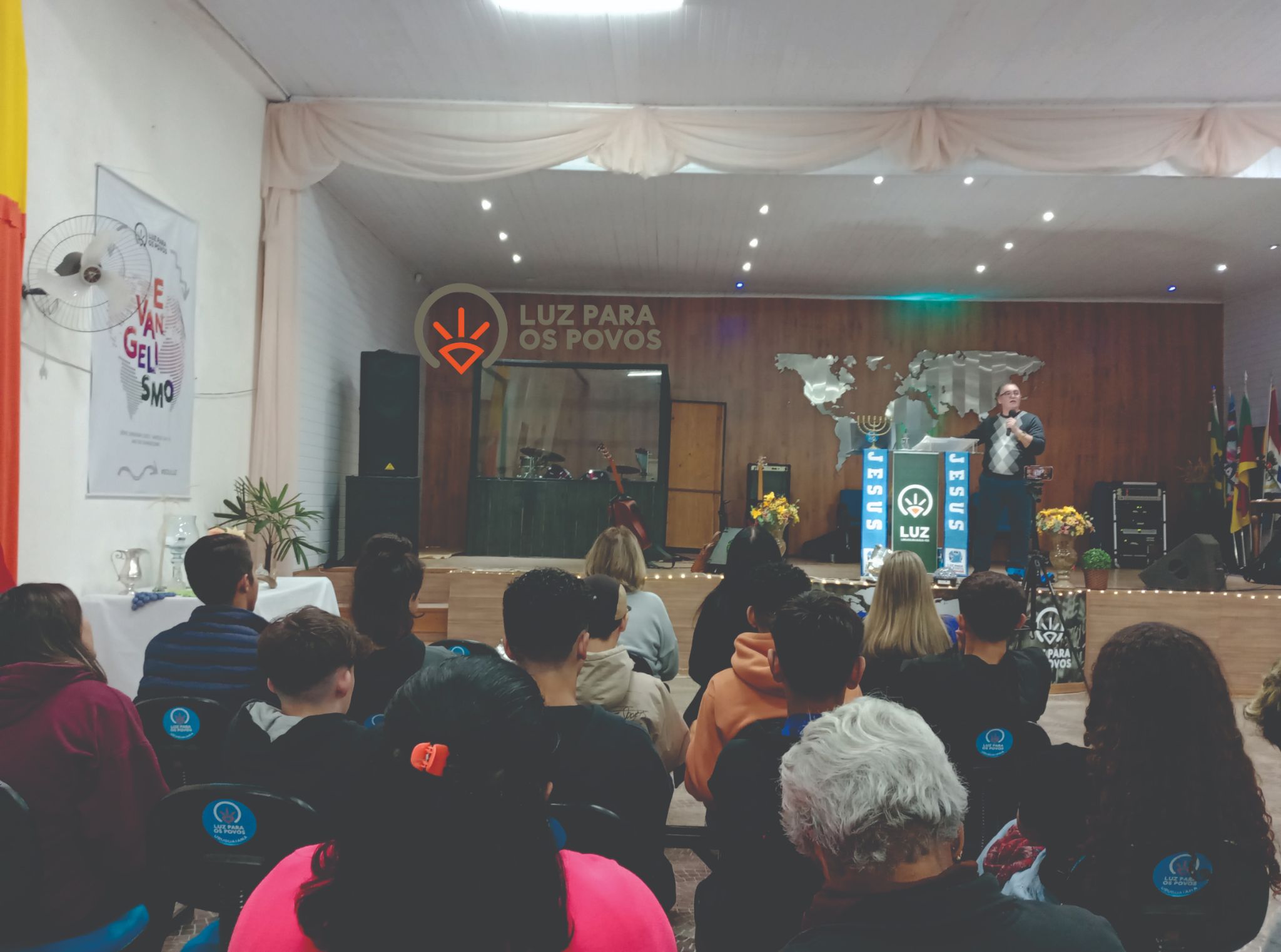 Nossos Cultos Quintas e Domingos 20h