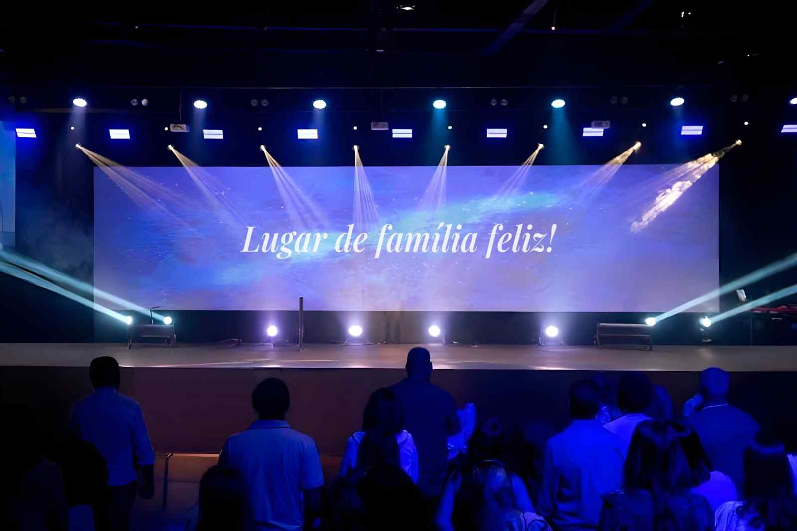 Lugar de Família Feliz!